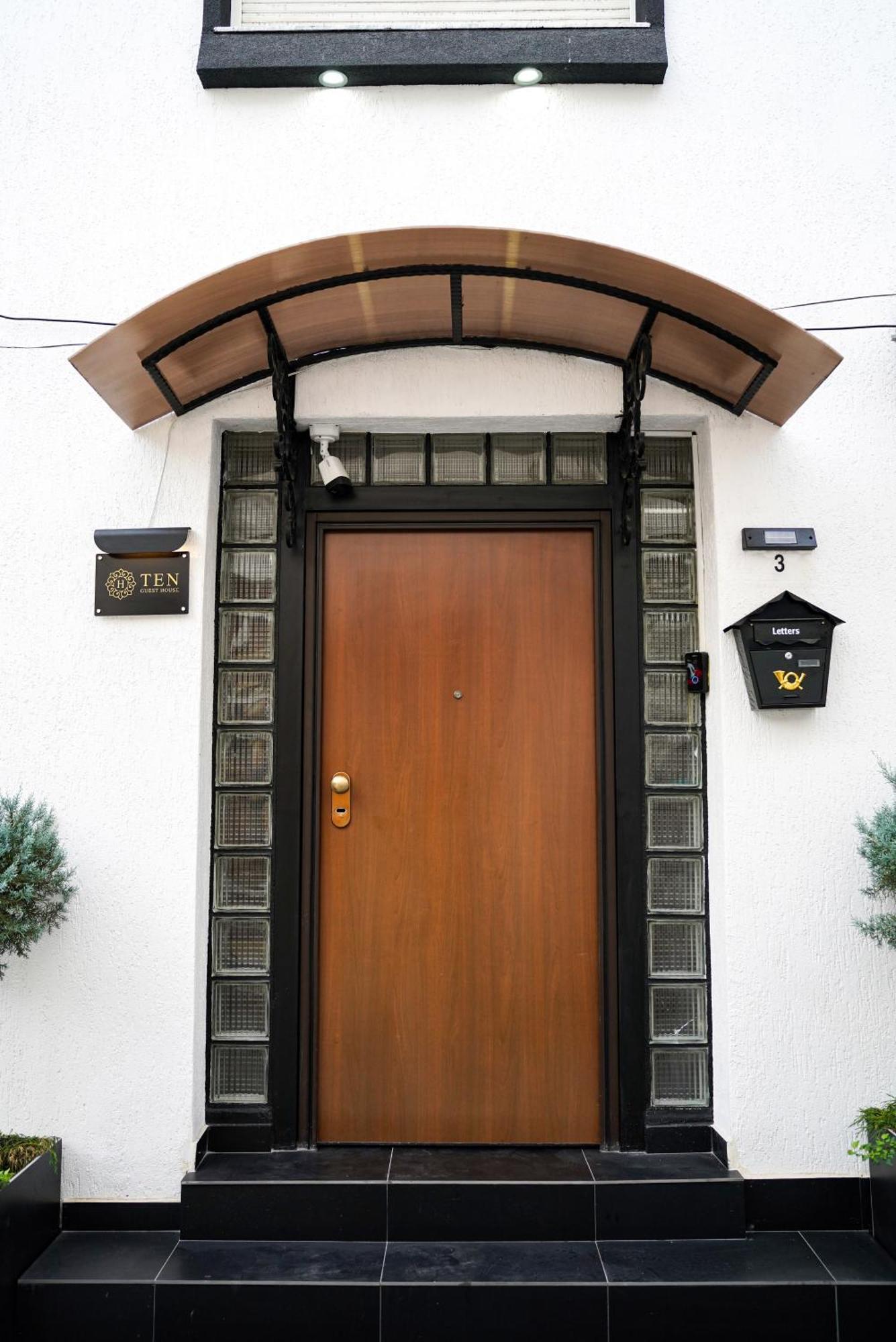 Ten Guest House Prishtinë Luaran gambar