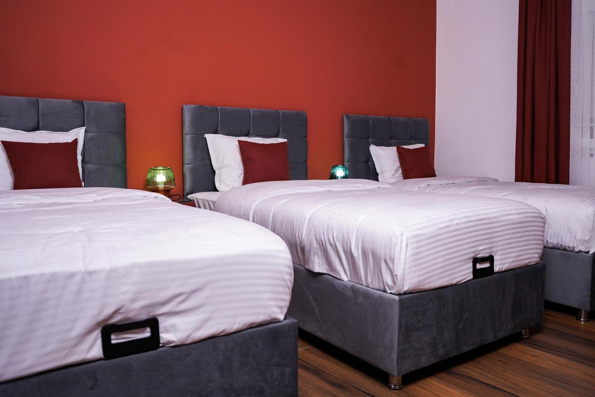 Ten Guest House Prishtinë Luaran gambar